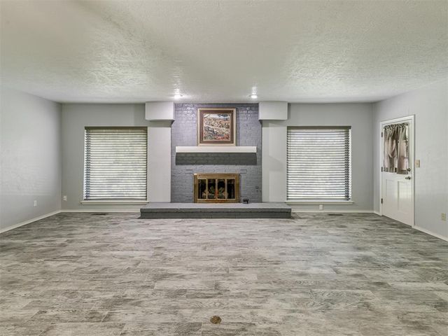 3405 Woodsboro Drive, Norman, OK 73072