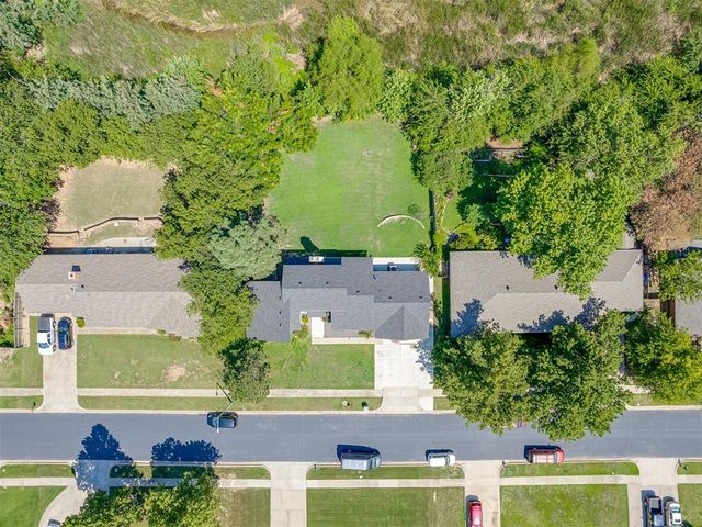 3405 Woodsboro Drive, Norman, OK 73072