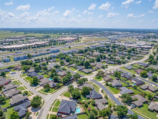 3405 Woodsboro Drive, Norman, OK 73072