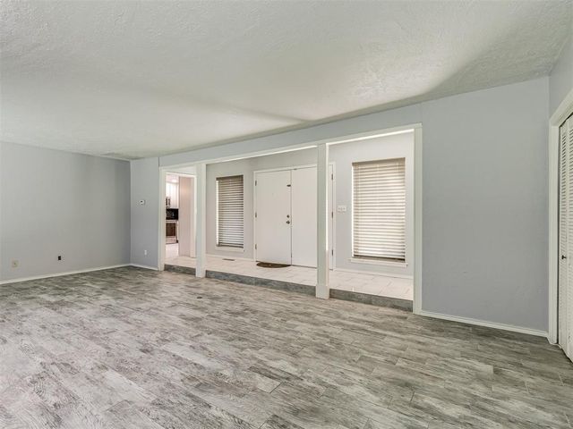 3405 Woodsboro Drive, Norman, OK 73072