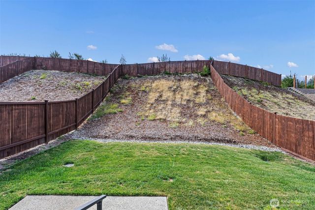 1454 SW Pendleton Way, Port Orchard, WA 98367