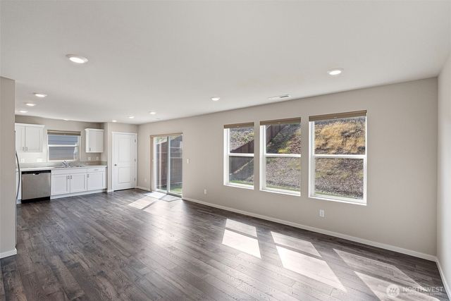 1454 SW Pendleton Way, Port Orchard, WA 98367