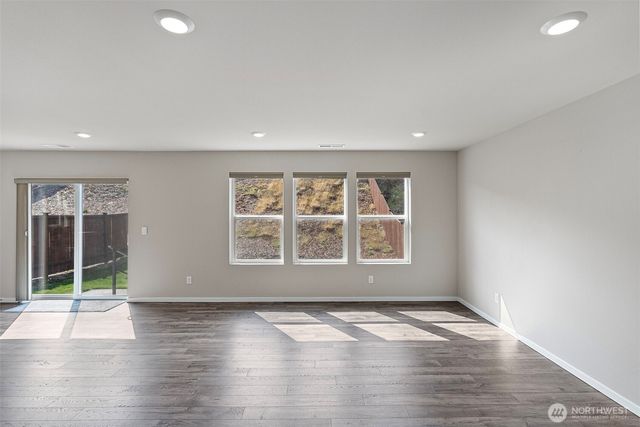 1454 SW Pendleton Way, Port Orchard, WA 98367