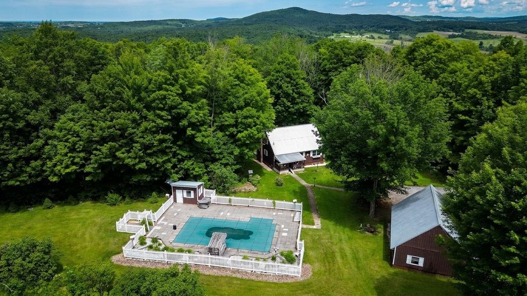 1198 Georgia Mountain Road, Georgia, VT 05454