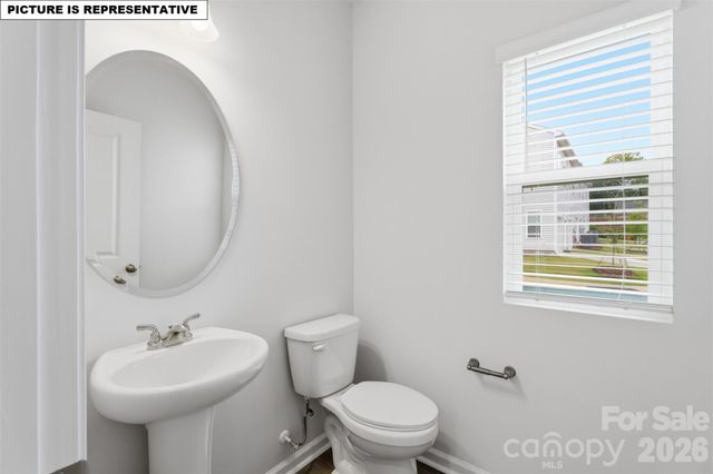 4618 Lakeview Road 3, Charlotte, NC 28216
