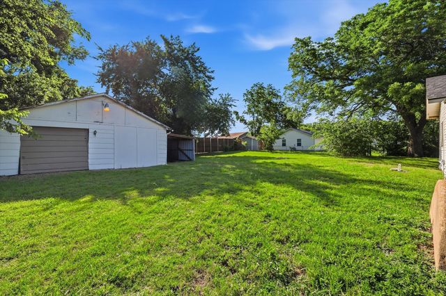 754 N Main Drive, Van Alstyne, TX 75495
