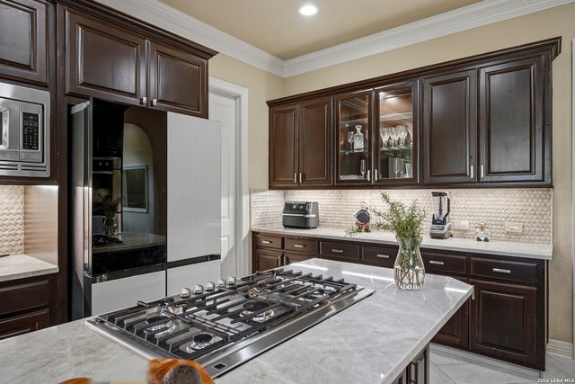 714 Ruidosa Downs, Helotes, TX 78023