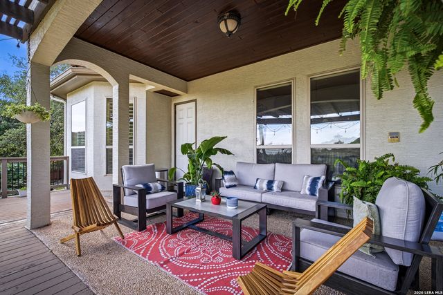 714 Ruidosa Downs, Helotes, TX 78023