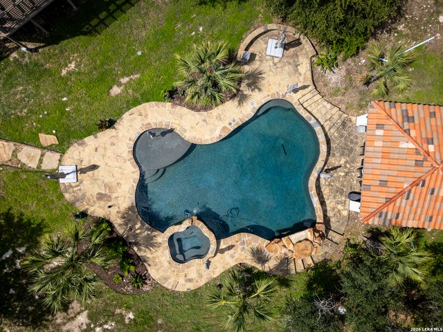 714 Ruidosa Downs, Helotes, TX 78023