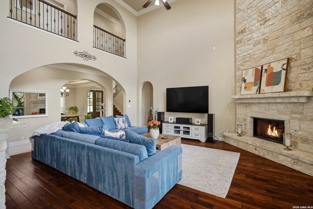 714 Ruidosa Downs, Helotes, TX 78023