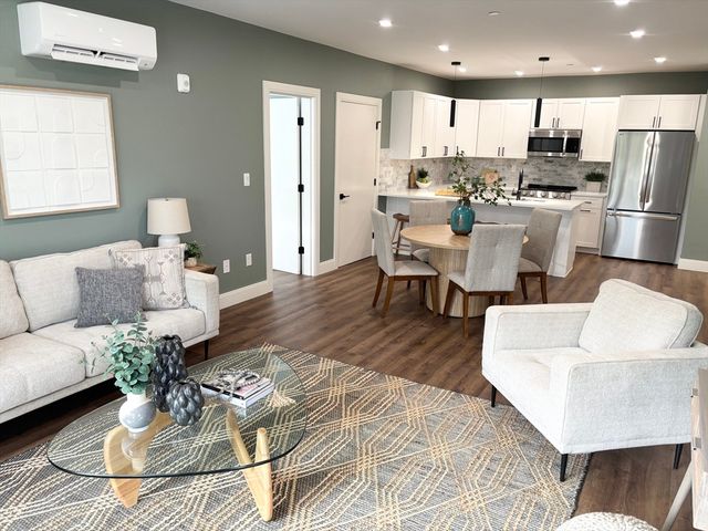 1391 Main Street 205, Walpole, MA 02081