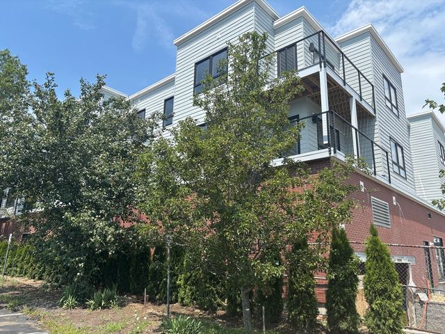 1391 Main Street 205, Walpole, MA 02081