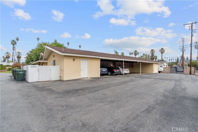 534 Roosevelt Road A, Redlands, CA 92374