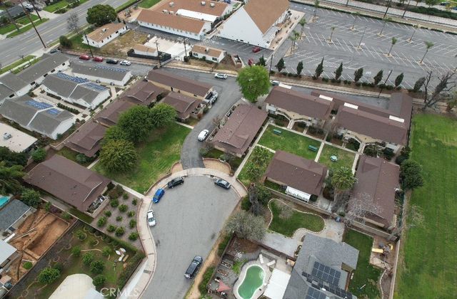 534 Roosevelt Road A, Redlands, CA 92374
