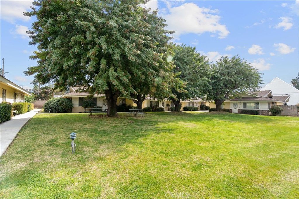 534 Roosevelt Road A, Redlands, CA 92374