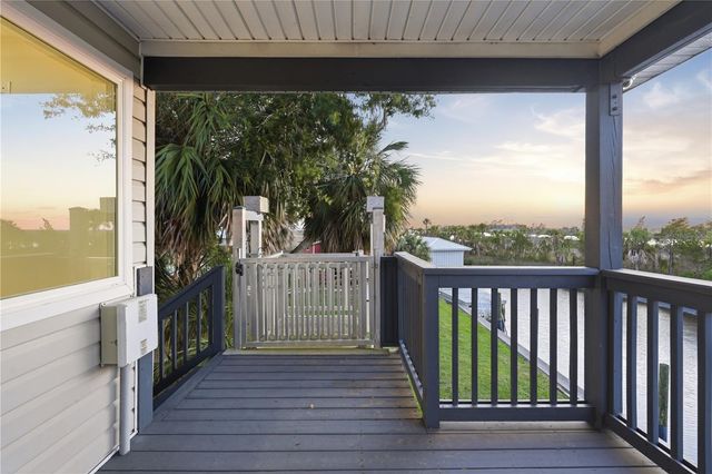 38 SE 195TH STREET, Suwannee, FL 32692