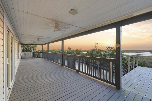 38 SE 195TH STREET, Suwannee, FL 32692