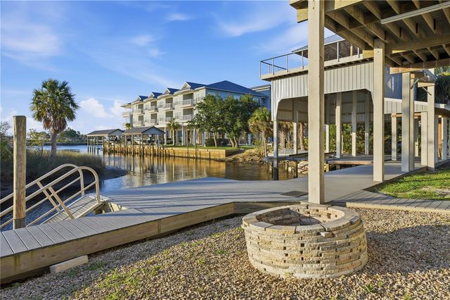 38 SE 195TH STREET, Suwannee, FL 32692