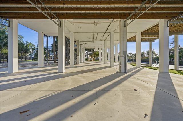 38 SE 195TH STREET, Suwannee, FL 32692