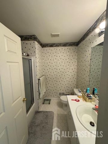 58 Windsong Circle, East Brunswick, NJ 08816