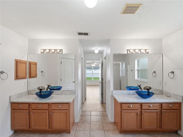 6008 KEYSTONE POINTE DRIVE, St Cloud, FL 34772