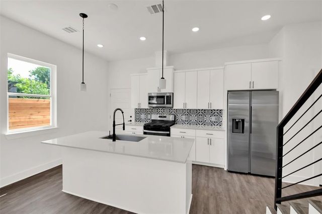 7603 Carver Ave 1-A, Austin, TX 78752