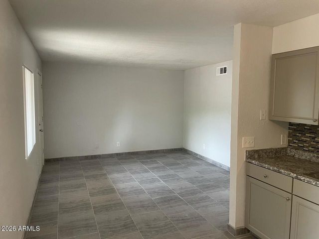1222 E MOUNTAIN VIEW Road 208, Phoenix, AZ 85020