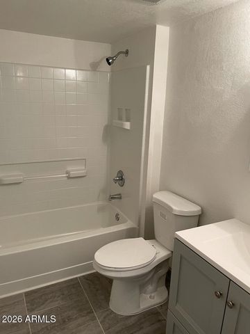 1222 E MOUNTAIN VIEW Road 208, Phoenix, AZ 85020