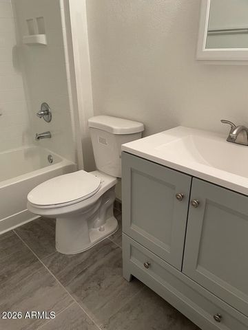 1222 E MOUNTAIN VIEW Road 208, Phoenix, AZ 85020