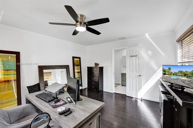 22322 Pineapple Walk Drive, Boca Raton, FL 33433