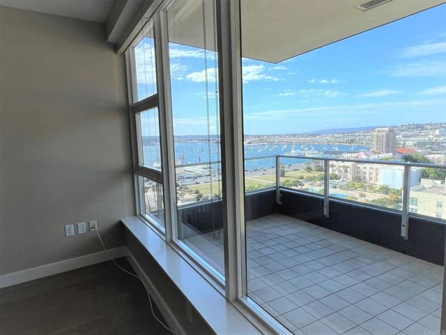 1325 Pacific Highway 1506, San Diego, CA 92101