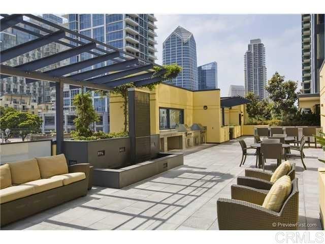 1325 Pacific Highway 1506, San Diego, CA 92101