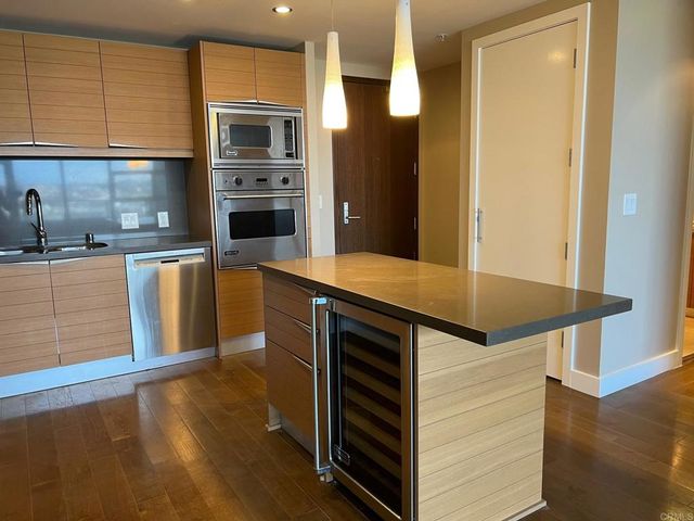1325 Pacific Highway 1506, San Diego, CA 92101