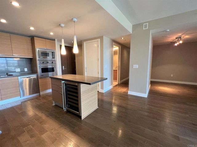 1325 Pacific Highway 1506, San Diego, CA 92101