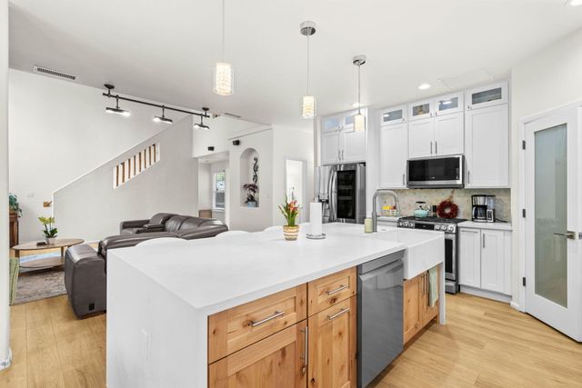 9671 Redmont Road NE, Albuquerque, NM 87109