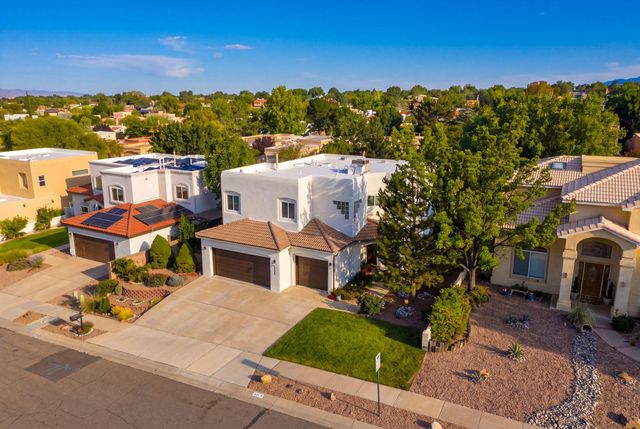 9671 Redmont Road NE, Albuquerque, NM 87109