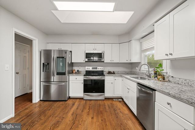 1585 MOUNTAIN VIEW RD, Stafford, VA 22554