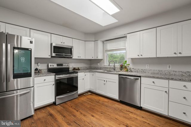 1585 MOUNTAIN VIEW RD, Stafford, VA 22554