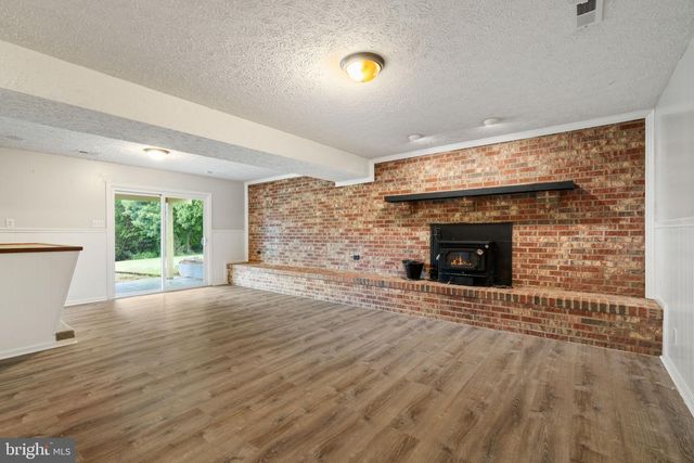 1585 MOUNTAIN VIEW RD, Stafford, VA 22554