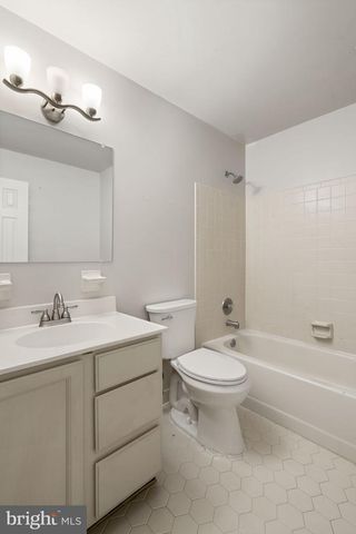 1585 MOUNTAIN VIEW RD, Stafford, VA 22554