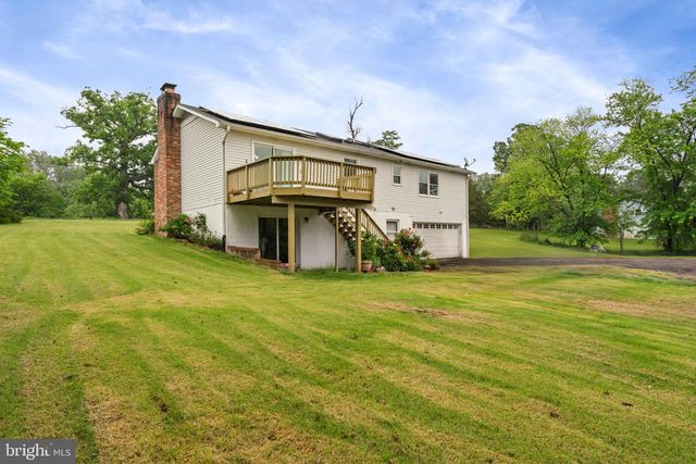 1585 MOUNTAIN VIEW RD, Stafford, VA 22554