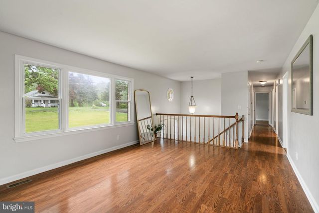 1585 MOUNTAIN VIEW RD, Stafford, VA 22554