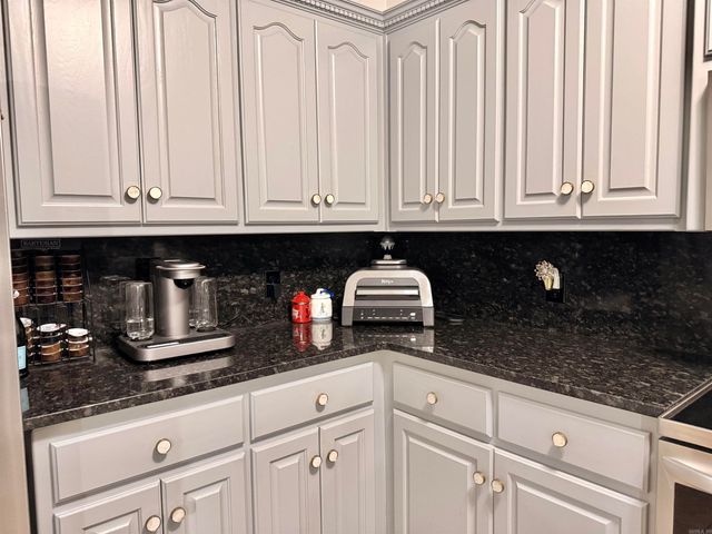 4180 Heritage Oak Drive, Benton, AR 72015