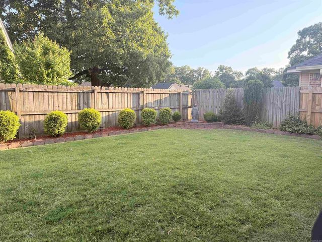 4180 Heritage Oak Drive, Benton, AR 72015