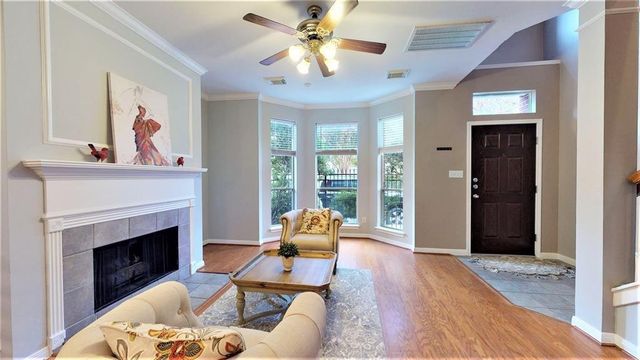 2104 Gillette Street, Houston, TX 77006