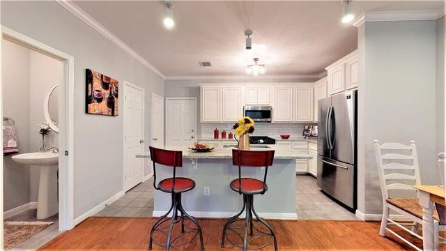 2104 Gillette Street, Houston, TX 77006