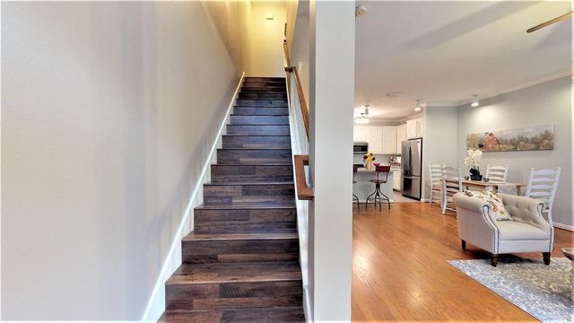 2104 Gillette Street, Houston, TX 77006