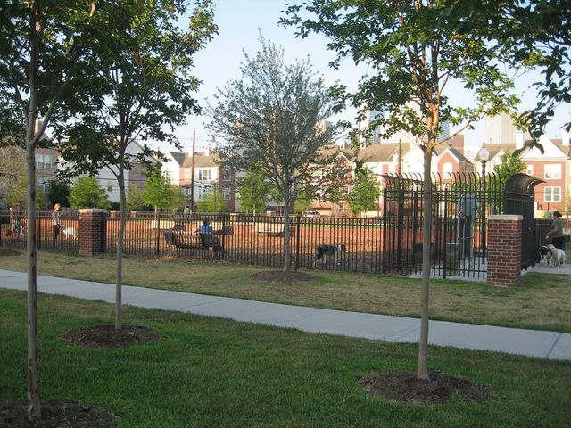 2104 Gillette Street, Houston, TX 77006