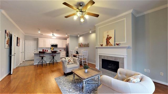 2104 Gillette Street, Houston, TX 77006