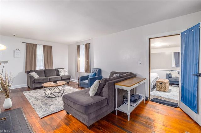 937 Dogwood TER, Norfolk, VA 23502